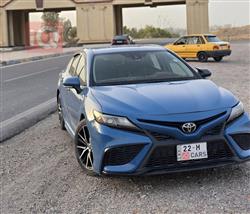 تۆیۆتا کامری